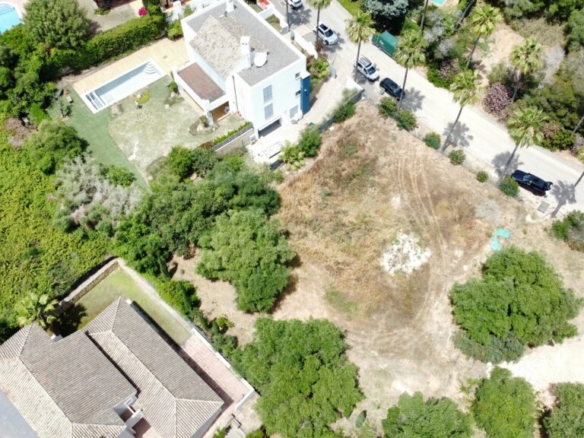 Nice plot in Sotogrande
