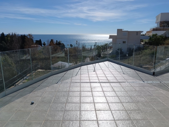Spectacular new villa close to beach, Benalmádena
