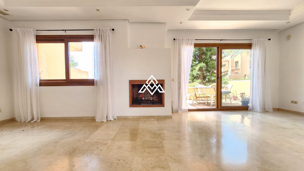 Spacious 4-Story Townhouse with Sea Views in Riviera del Sol, Mijas