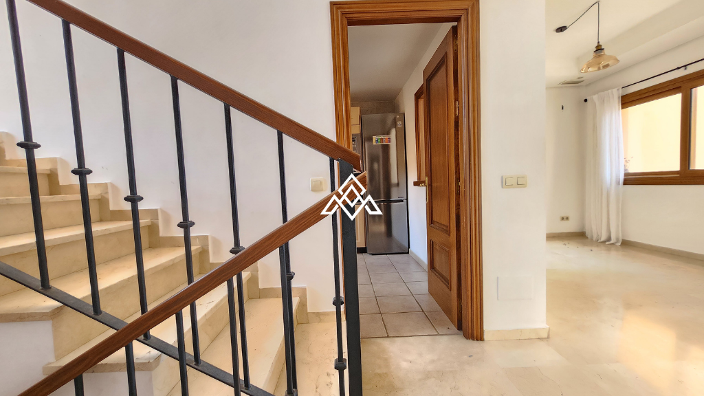 Spacious 4-Story Townhouse with Sea Views in Riviera del Sol, Mijas