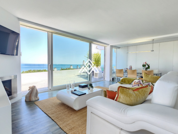 Luxury Duplex Penthouse in Sitio de Calahonda, Mijas Costa