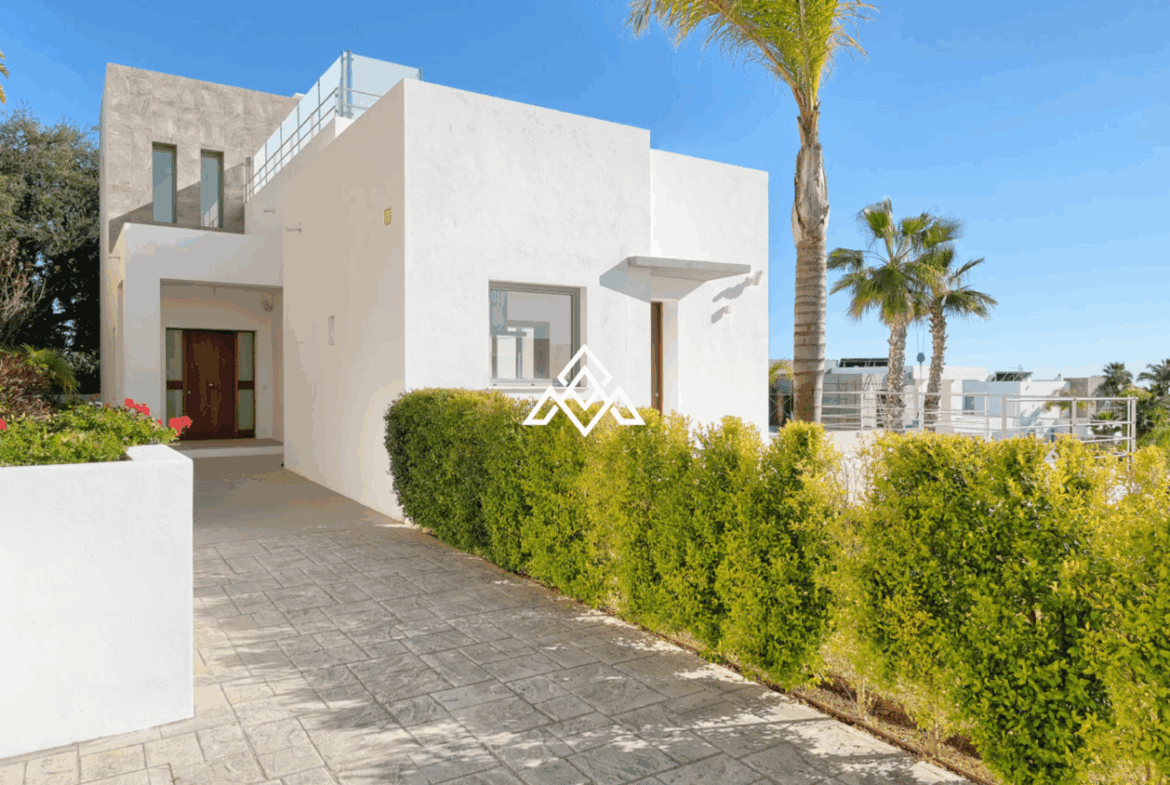 Villa contemporánea en Puerto del Capitán, Benahavís