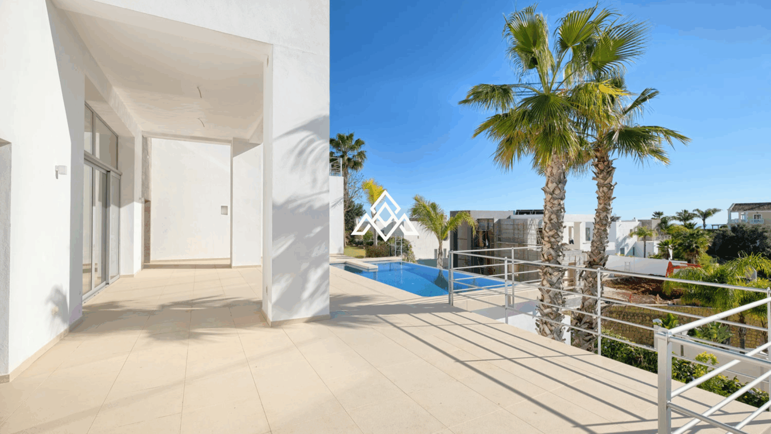 Villa contemporánea en Puerto del Capitán, Benahavís