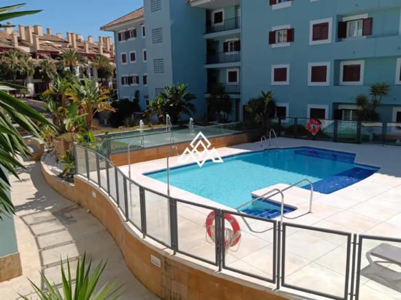 Apartment with Canal Views in La Marina de Sotogrande
