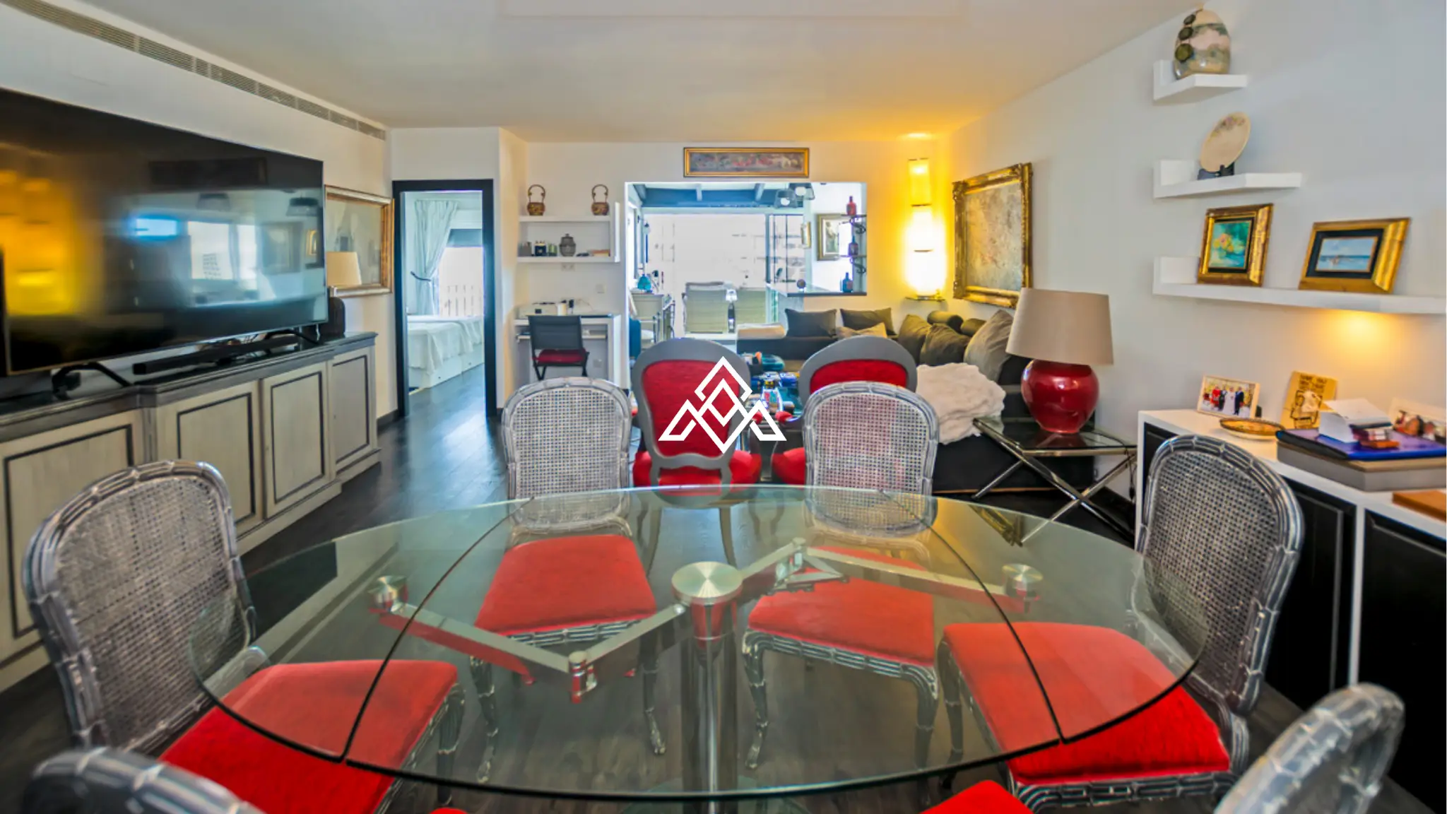 Penthouse Puerto Banus – Sun-Filled Terrace and Open Views