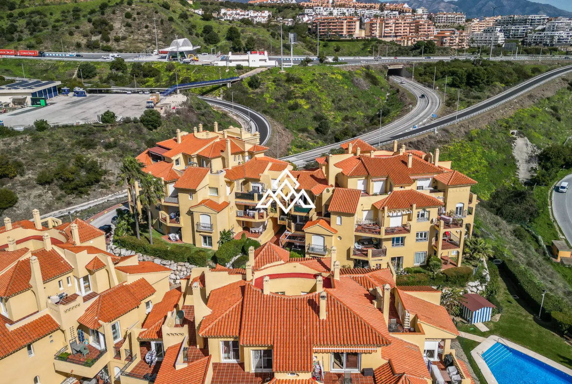 Mijas Penthouse – Terrace with Mediterranean Sea Views