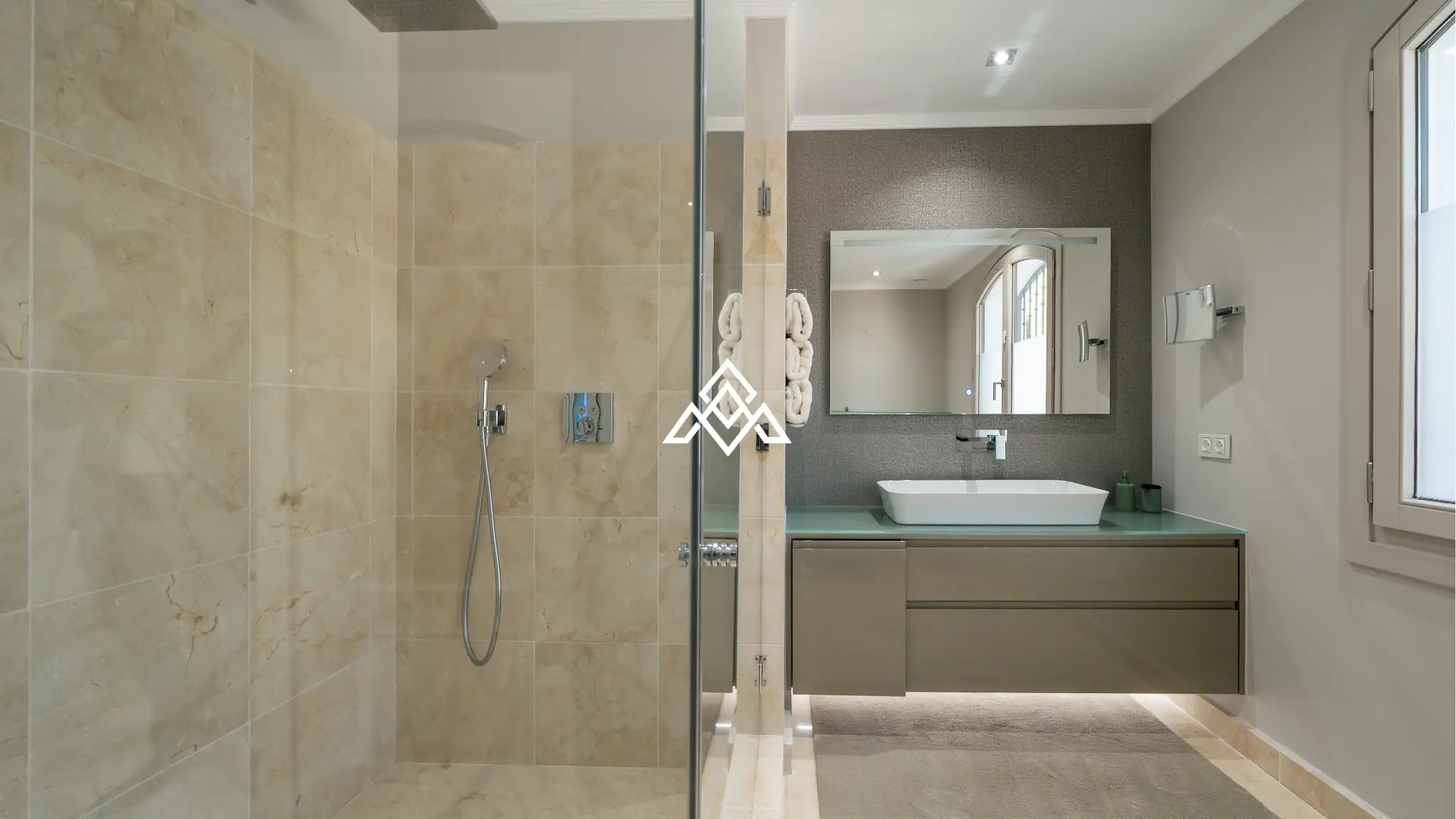 MPA-0099 Golf Villa Los Flamingos – Contemporary Frontline Golf Home
