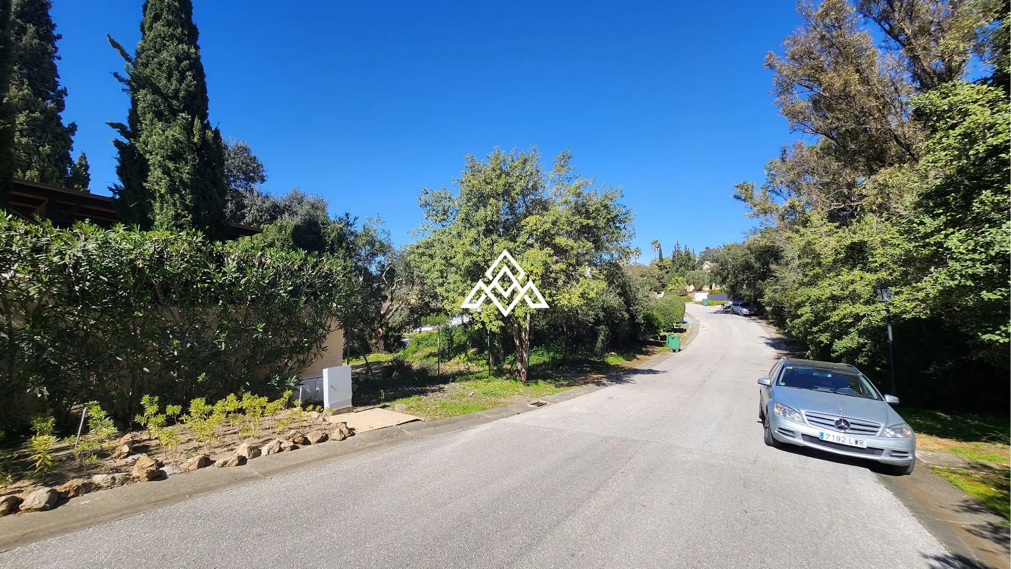 Urban Plot Sotogrande – Flat 1,030 m² Plot in Sotogrande Alto