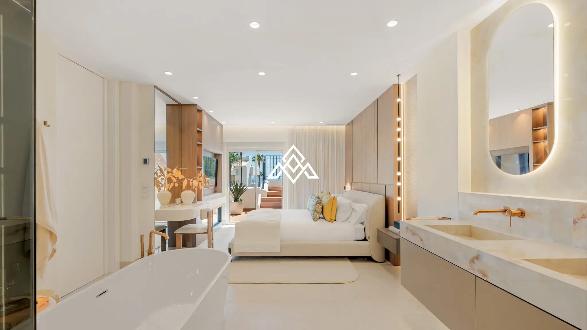 Beachfront Penthouse Bahia – Rooftop Terrace with Mediterranean Views
