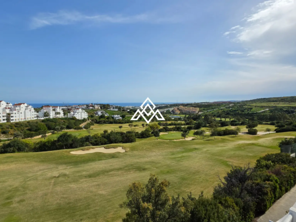 Valle Romano Penthouse – Sea & Golf Views with Solarium