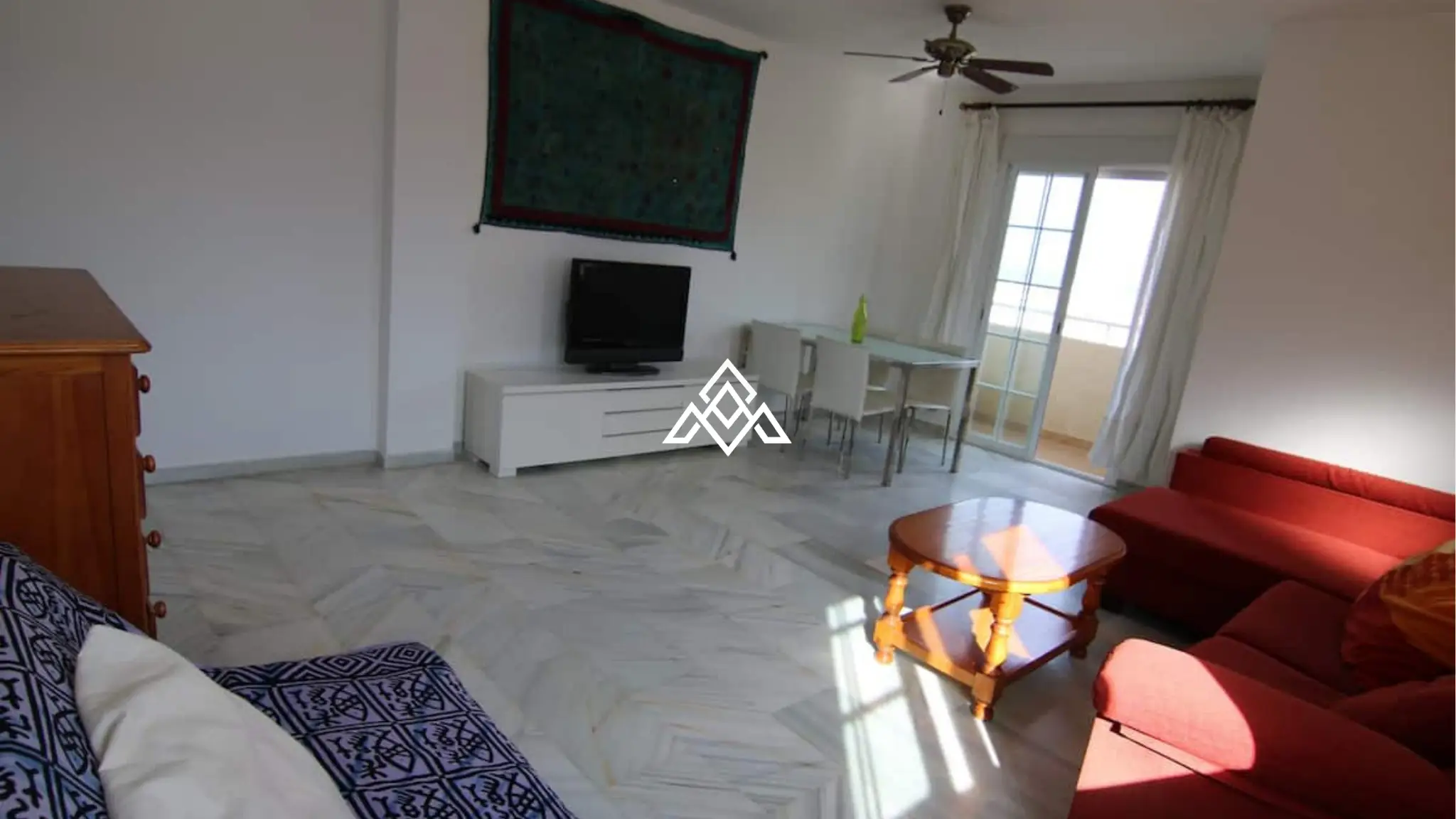 La Carihuela penthouse with terraces and sea views, Torremolinos