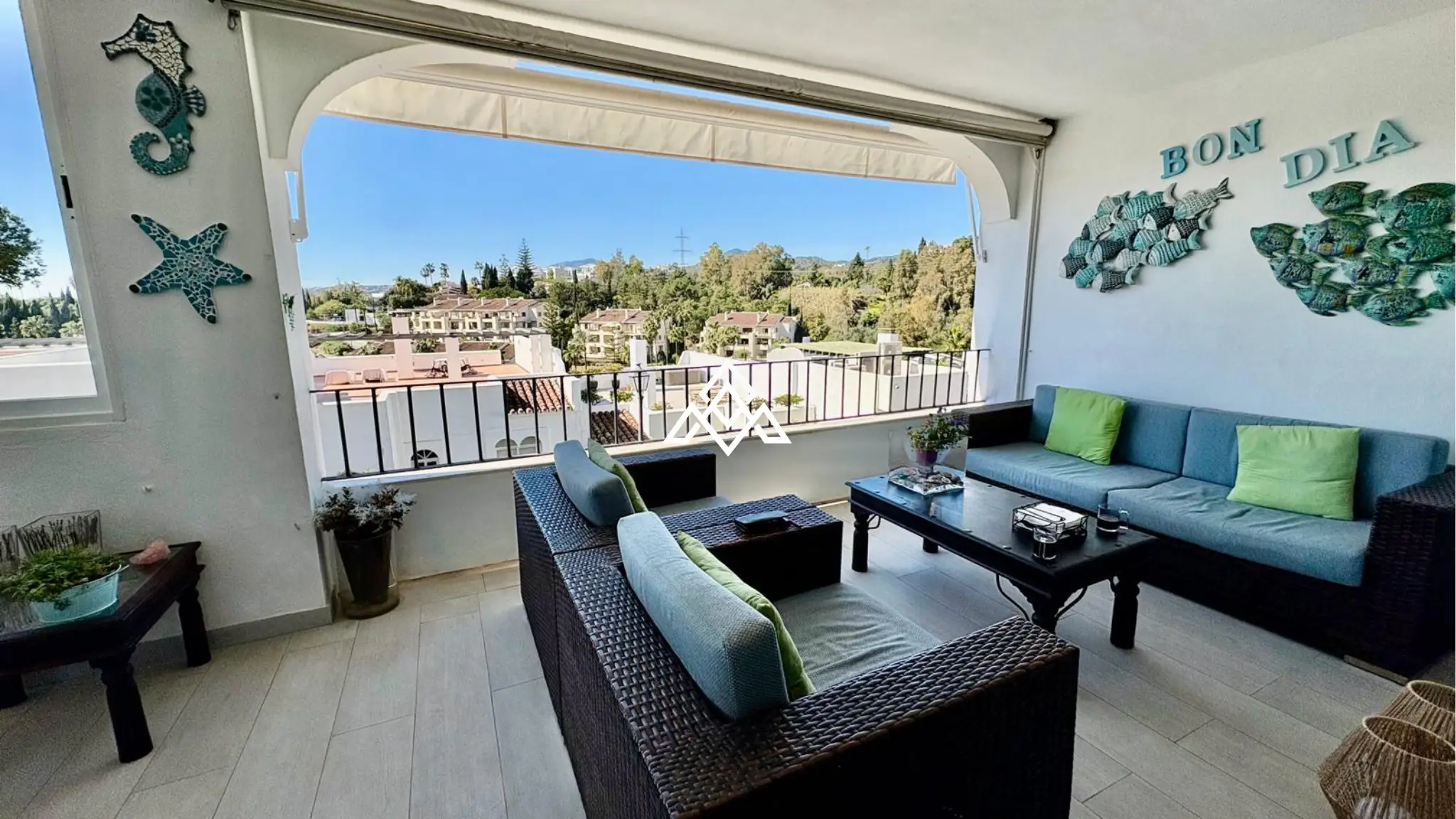 La Quinta Apartment with Mountain Views and Renovated Interiors