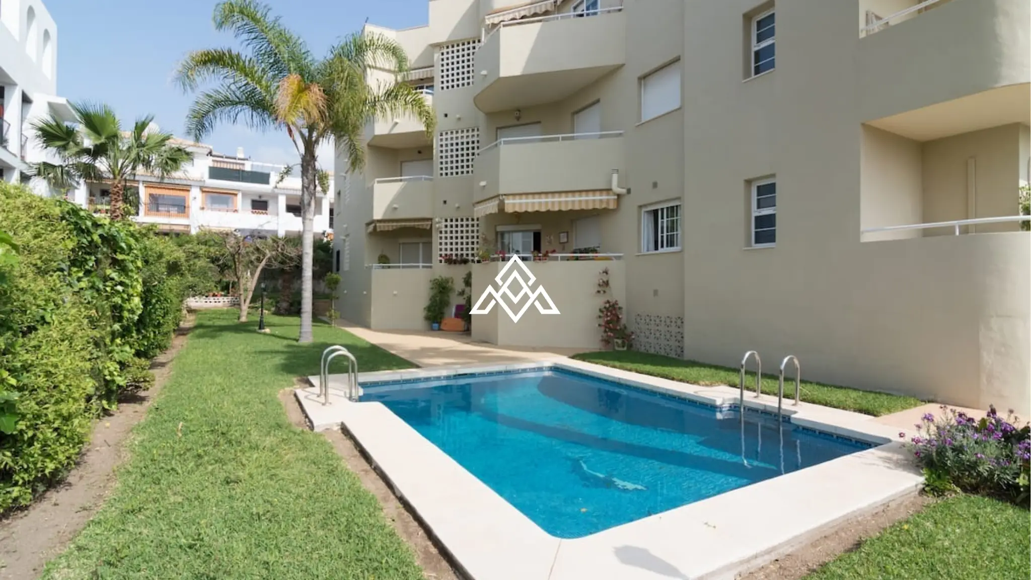 La Carihuela penthouse with terraces and sea views, Torremolinos