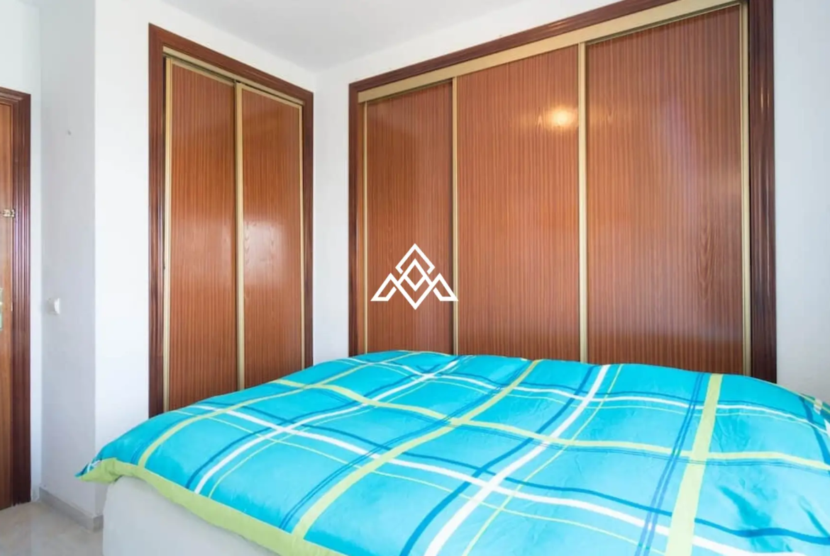La Carihuela penthouse with terraces and sea views, Torremolinos