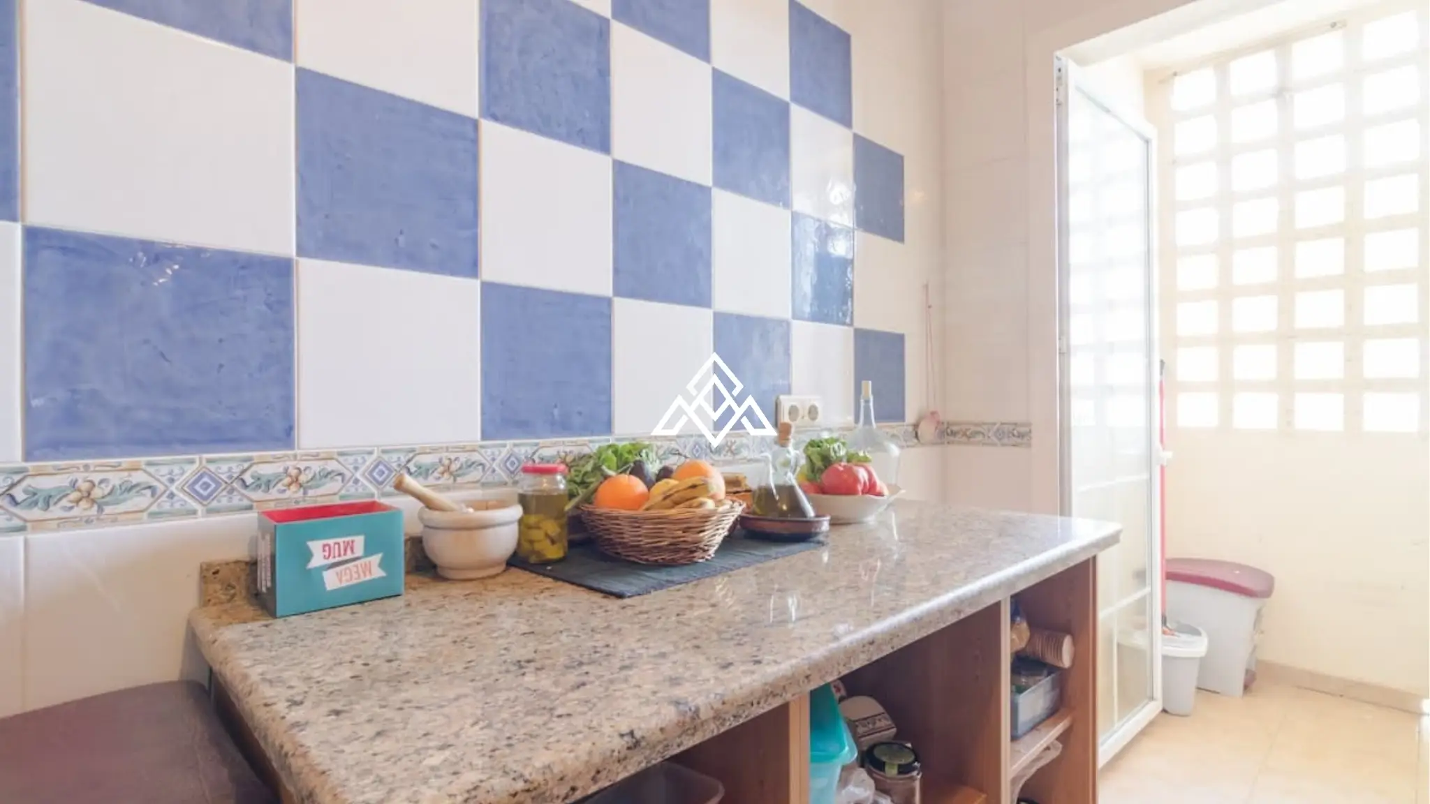 La Carihuela penthouse with terraces and sea views, Torremolinos