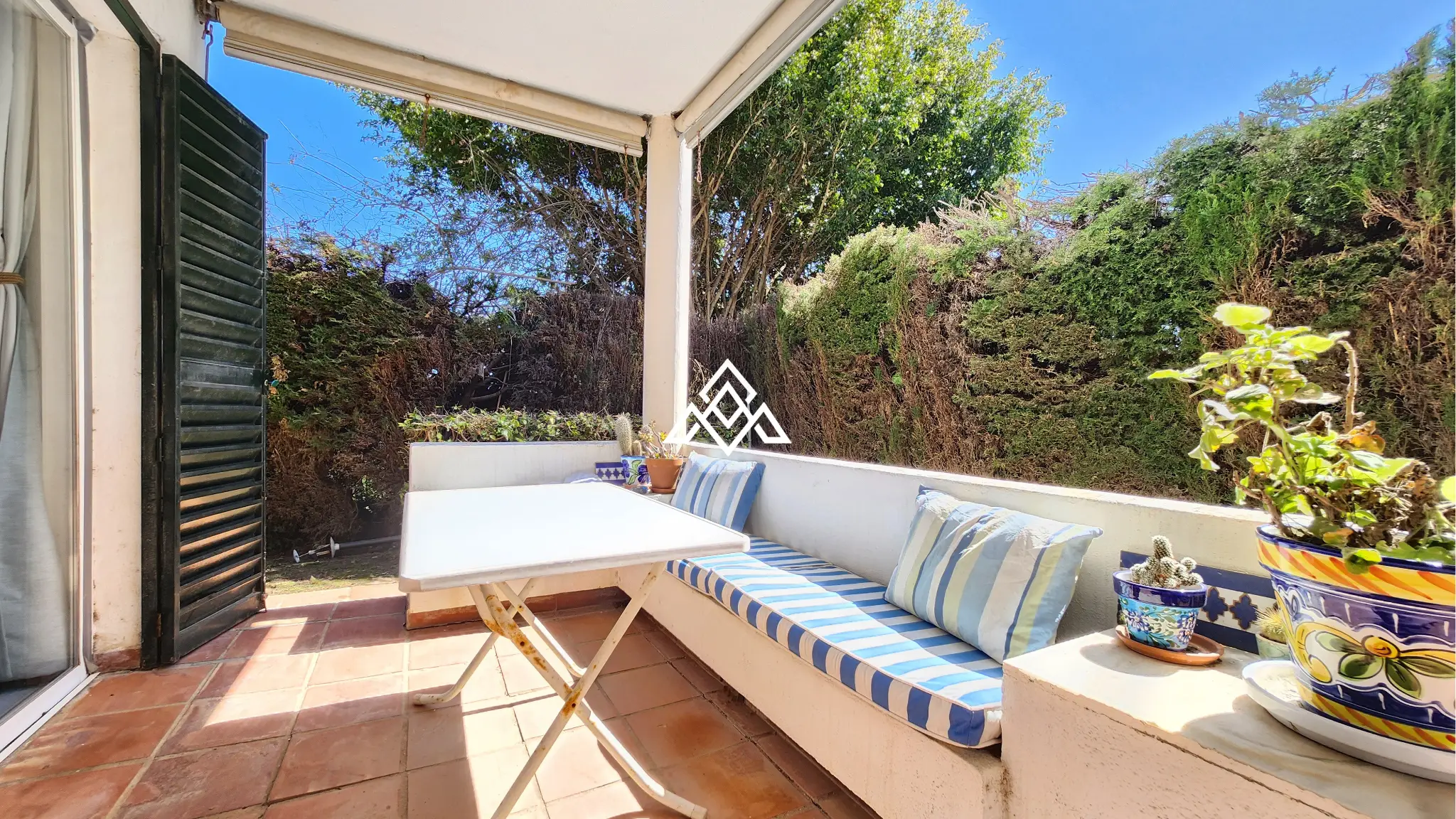 Corner Monte Biarritz townhouse with garden and terraces, near San Pedro