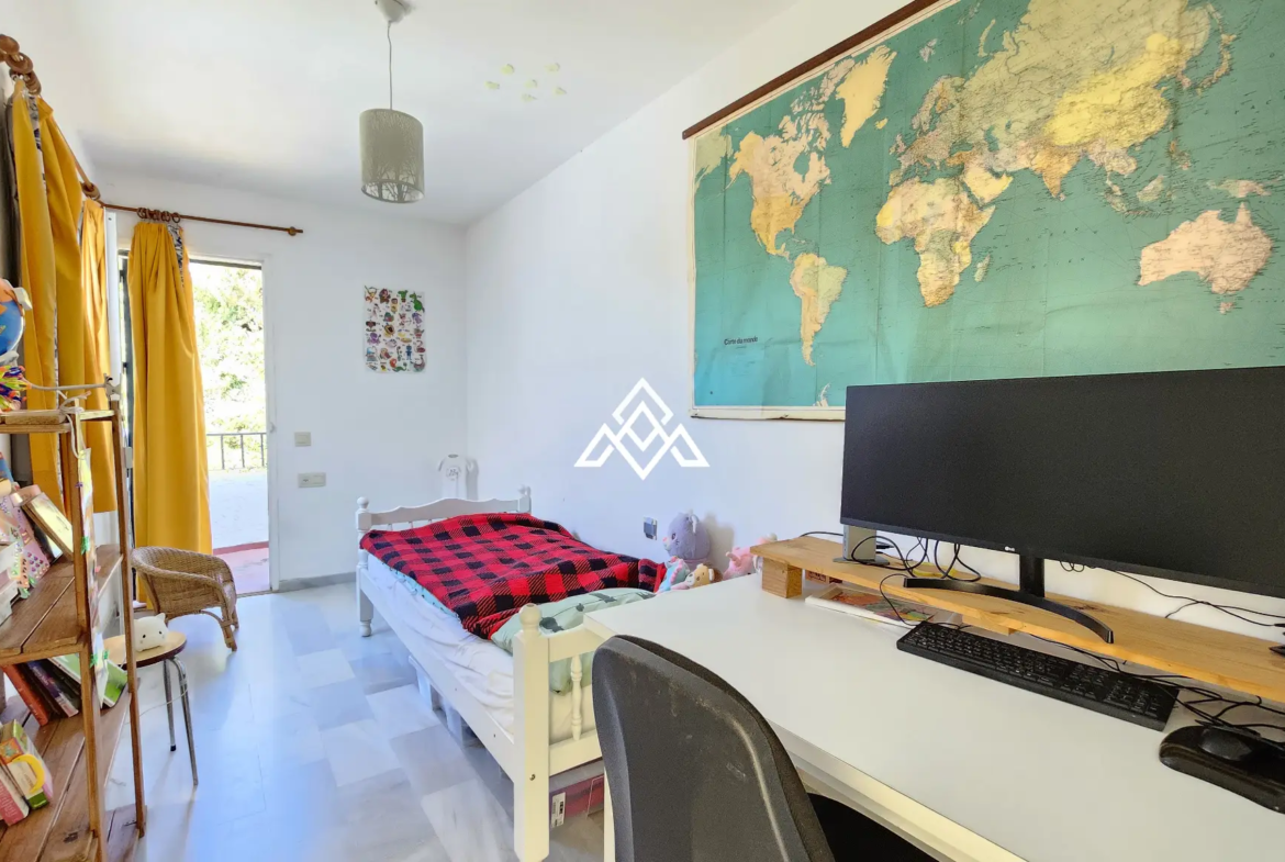 Corner Monte Biarritz townhouse with garden and terraces, near San Pedro