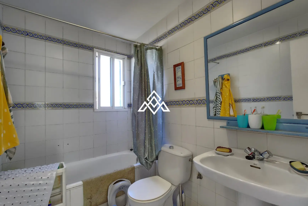 Corner Monte Biarritz townhouse with garden and terraces, near San Pedro
