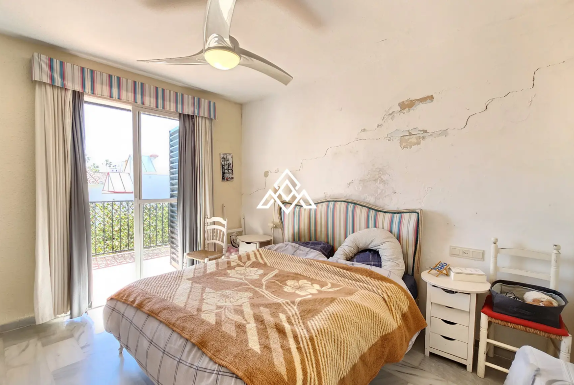Corner Monte Biarritz townhouse with garden and terraces, near San Pedro