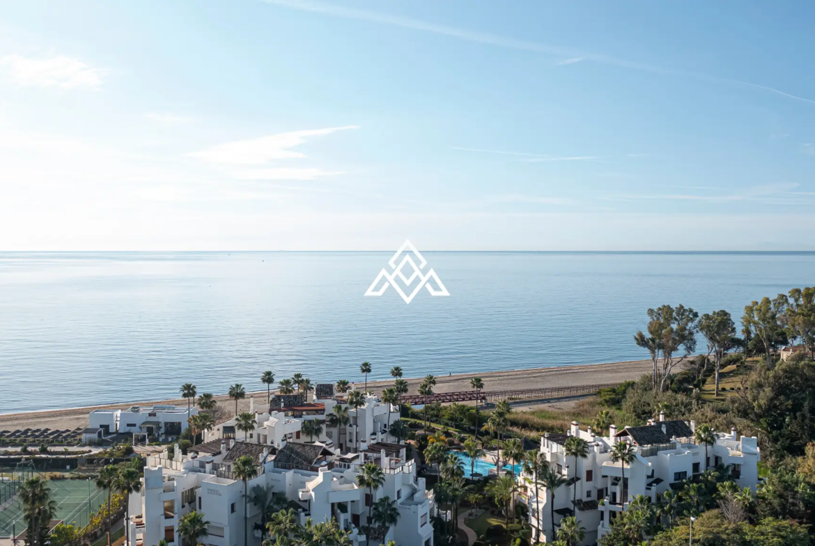 Bahía del Velerín sea-view garden apartment with private terrace and tropical gardens