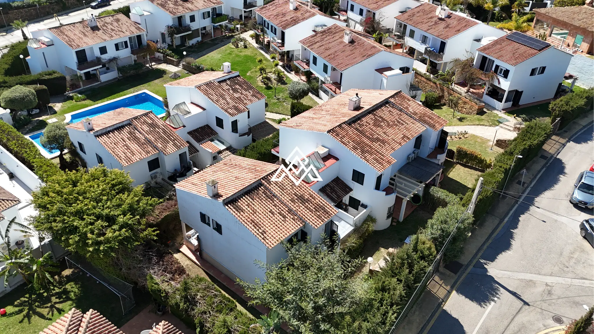 Corner Monte Biarritz townhouse with garden and terraces, near San Pedro