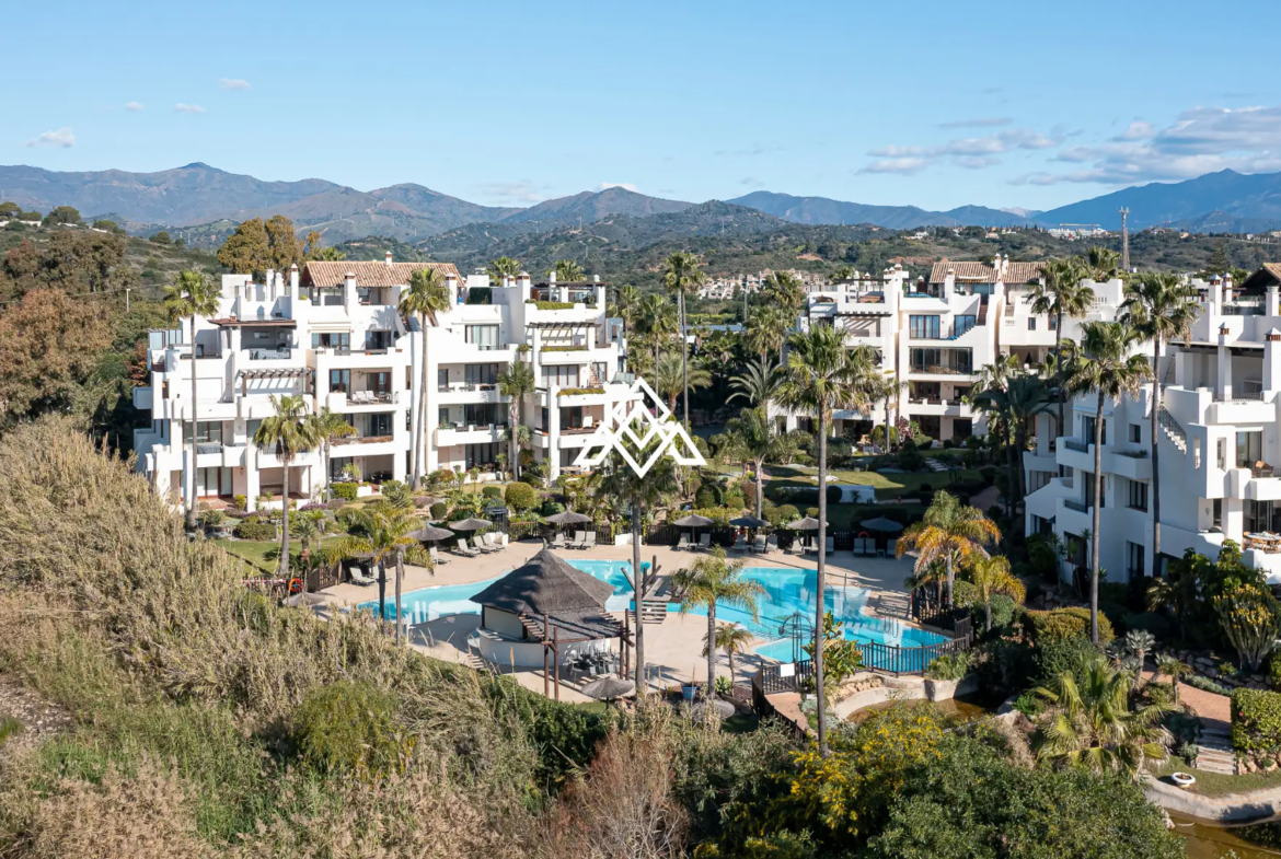 Bahía del Velerín sea-view garden apartment with private terrace and tropical gardens