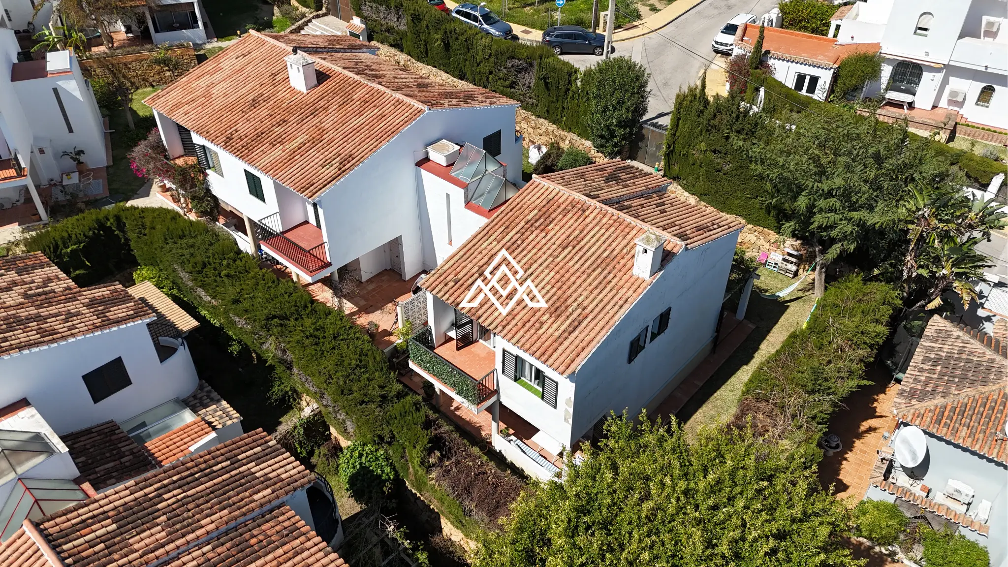 Corner Monte Biarritz townhouse with garden and terraces, near San Pedro
