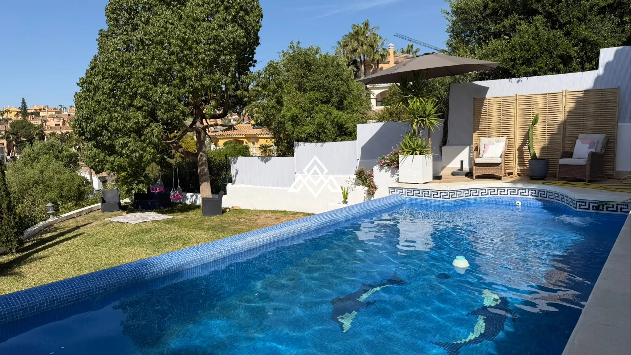Riviera del Sol villa with private pool, sea views and modern renovated interior Costa del Sol