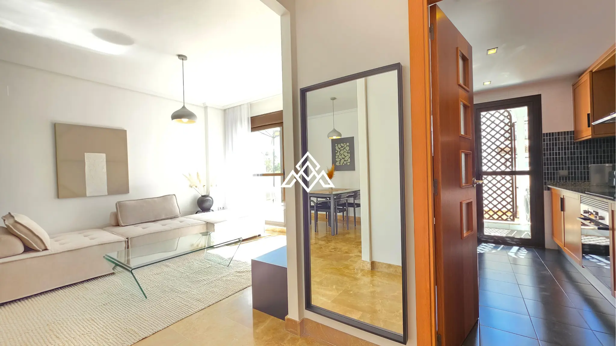Selwo apartment with terrace, pool and gardens in gated community Estepona