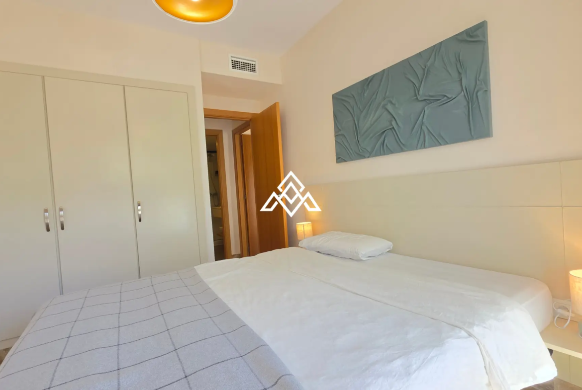 Selwo apartment with terrace, pool and gardens in gated community Estepona