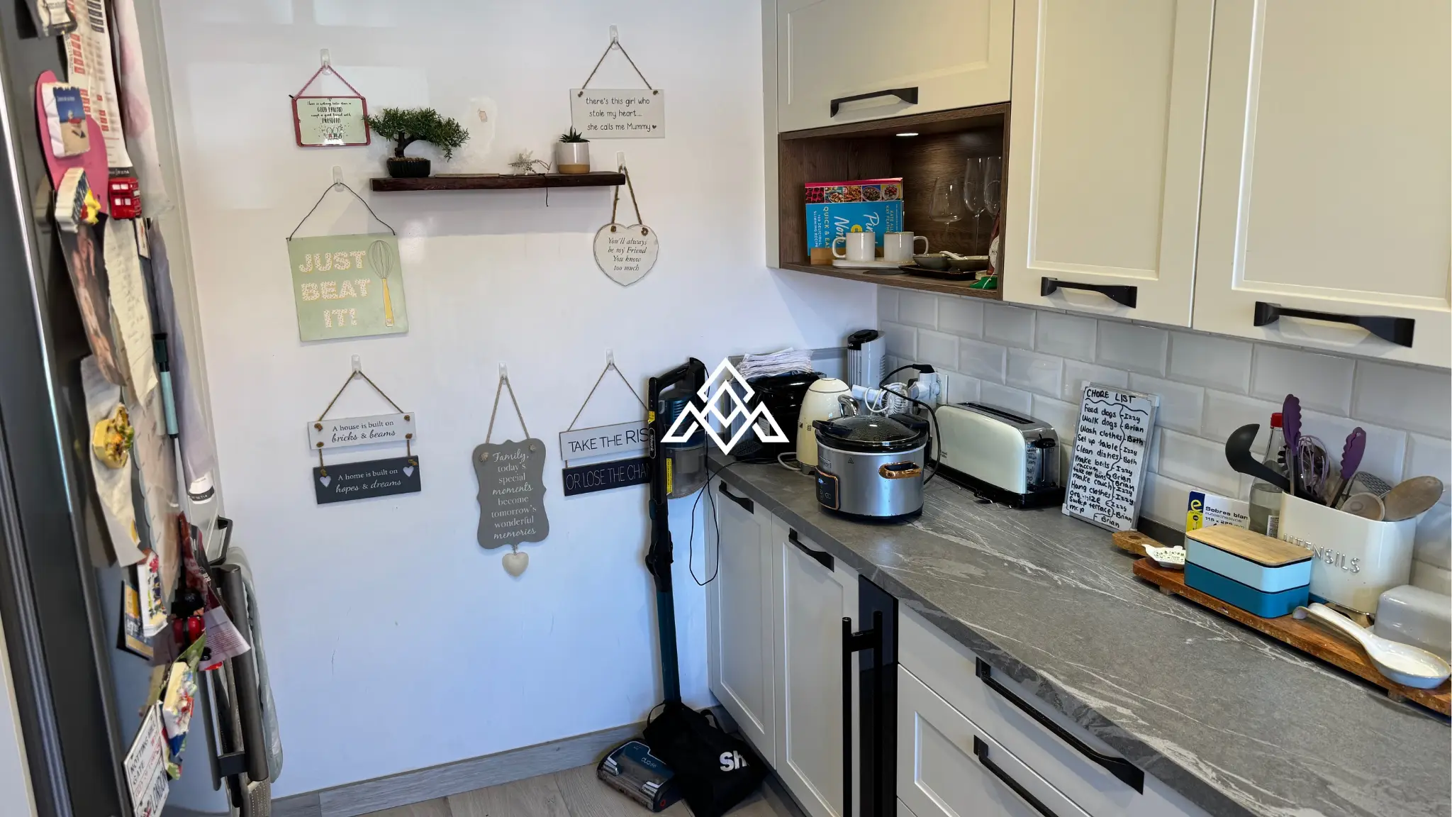 Bahia Azul townhouse with terrace, garden access and beachfront location in Estepona