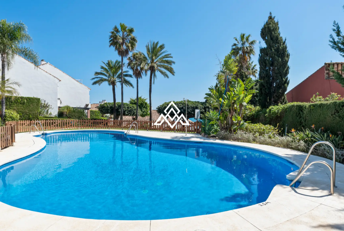 Bahia Doncella townhouse with terrace, sea views and private garden