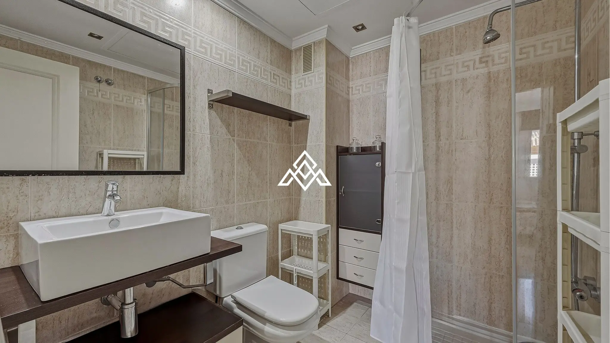 Golden Mile penthouse duplex with sea views and private solarium in Marbella