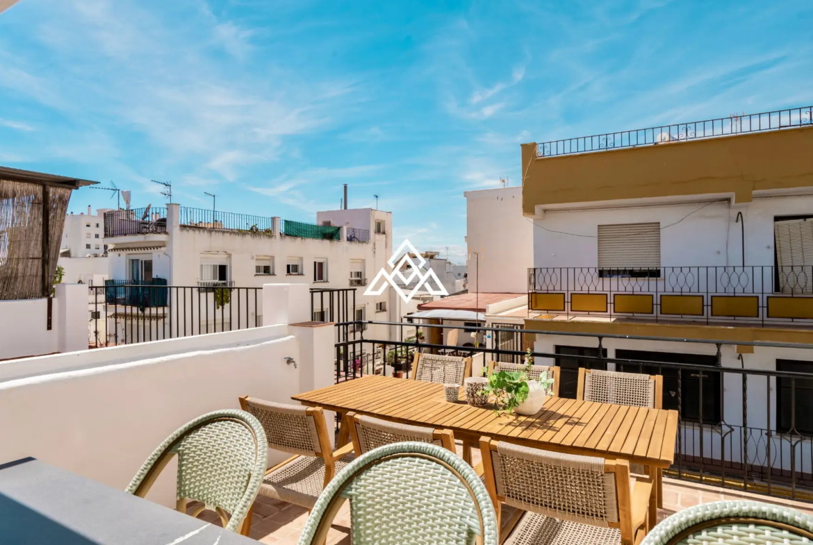 Designer townhouse with rooftop pool and panoramic sea views on Costa del Sol