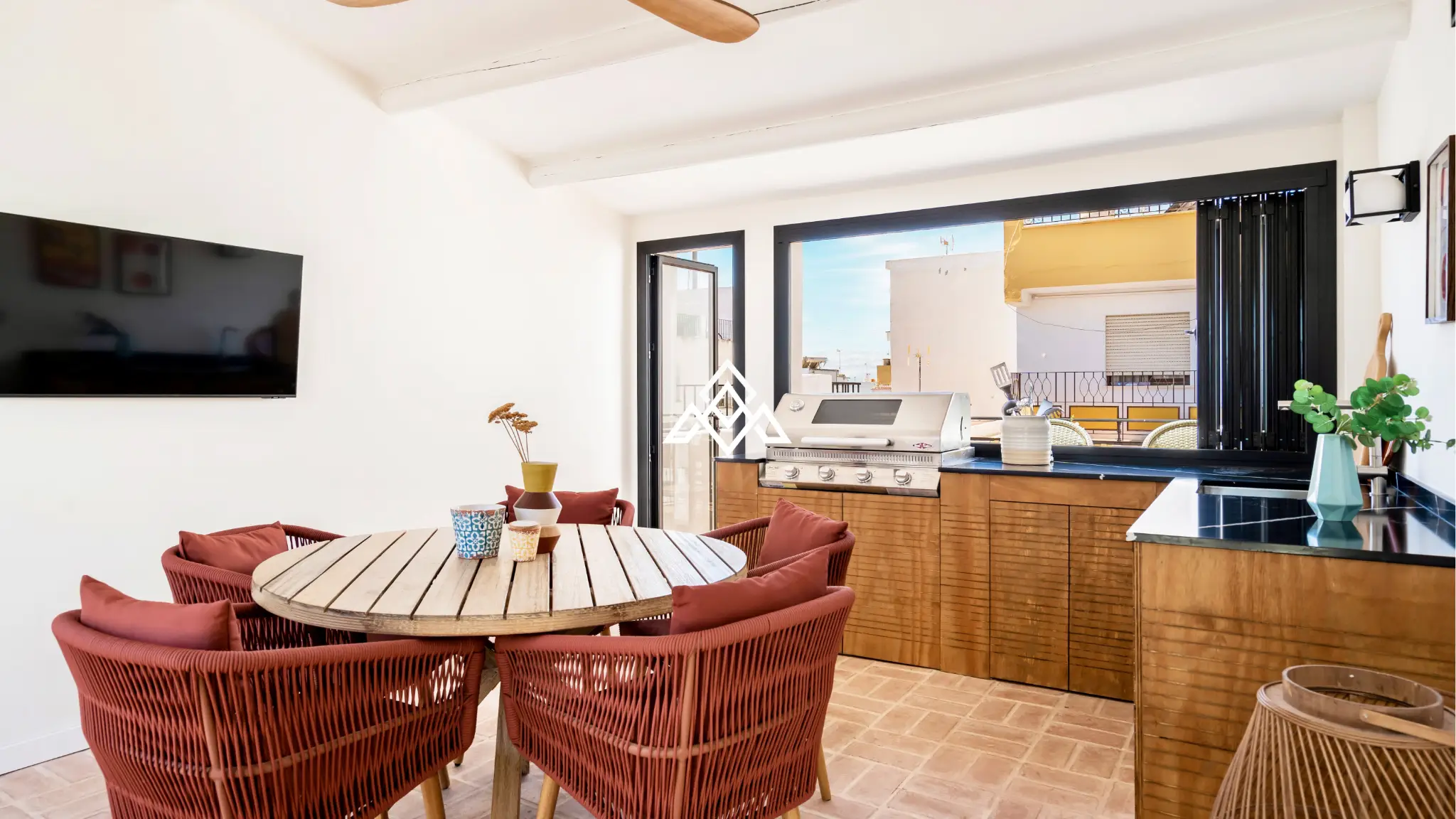 Designer townhouse with rooftop pool and panoramic sea views on Costa del Sol