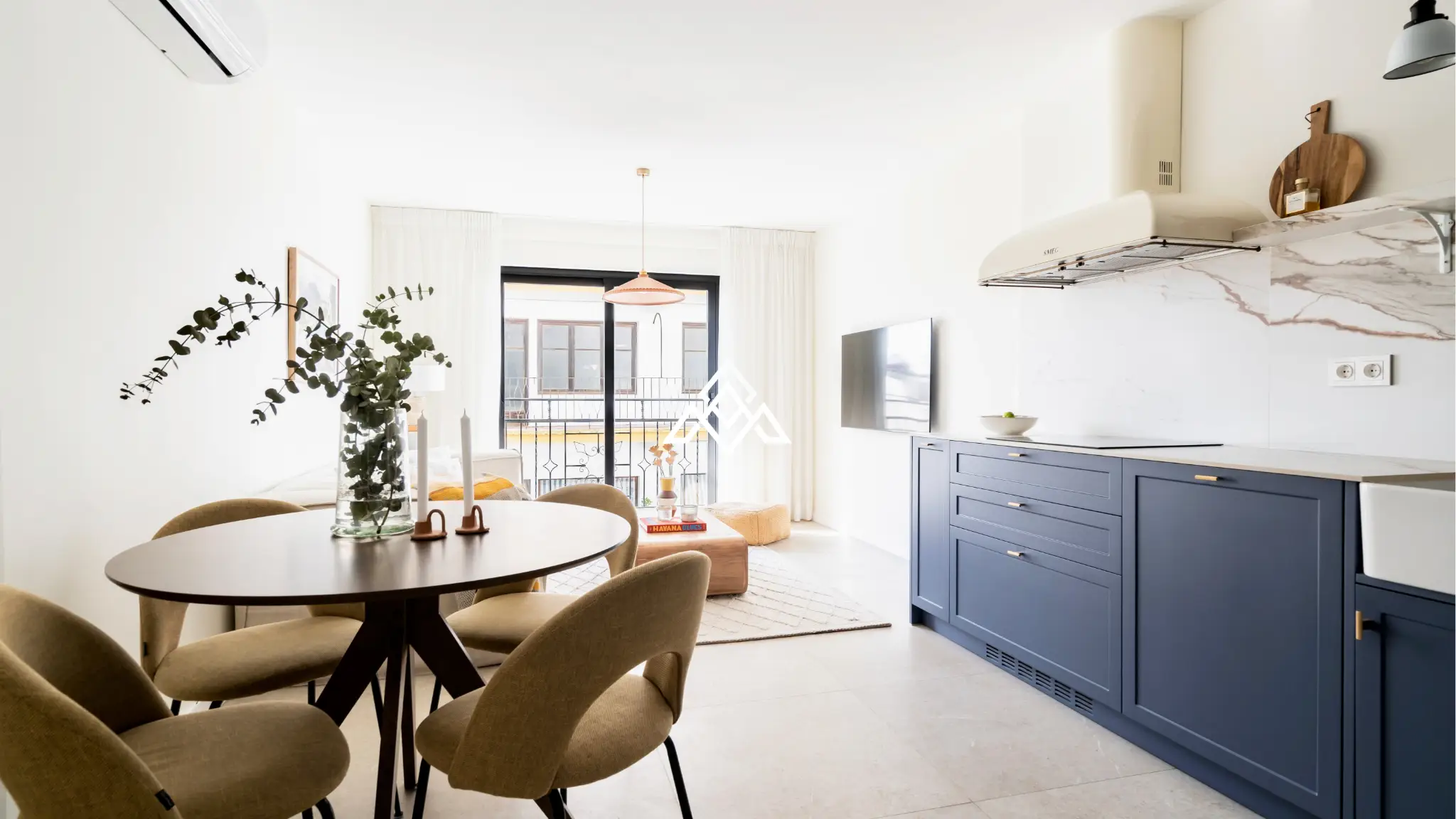 Designer townhouse with rooftop pool and panoramic sea views on Costa del Sol