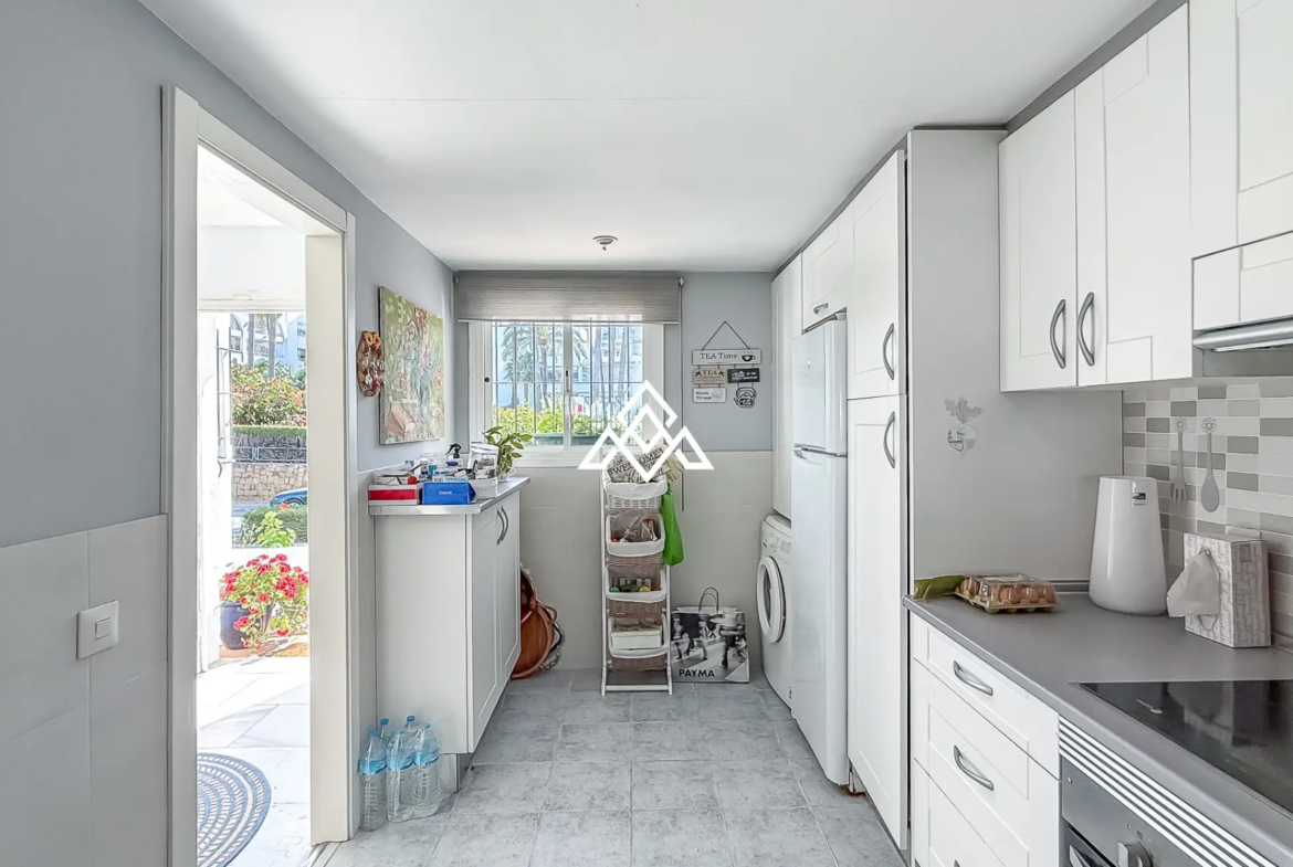 Nueva Atalaya home with private garden and sea views on Costa del Sol