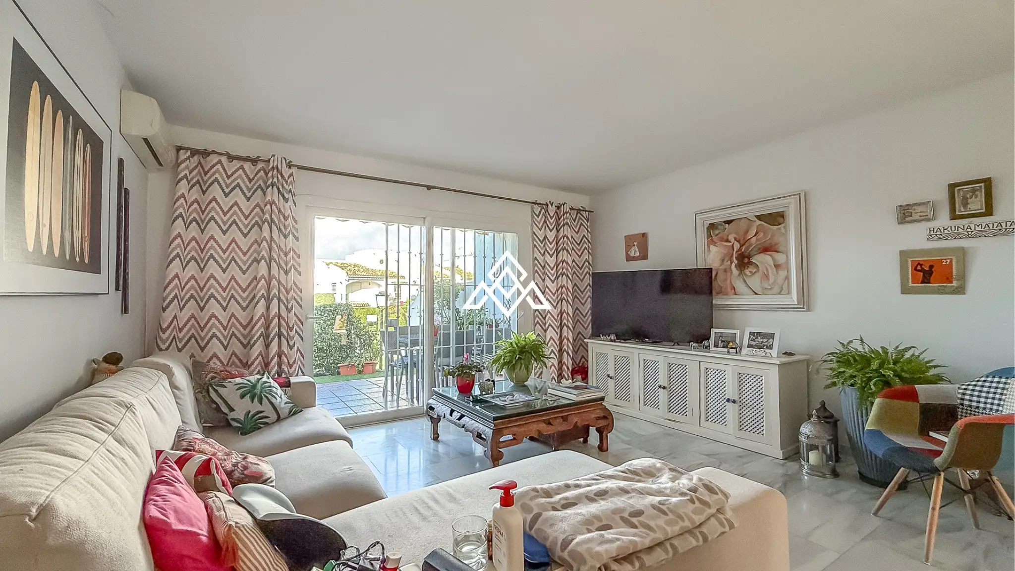 Nueva Atalaya home with private garden and sea views on Costa del Sol