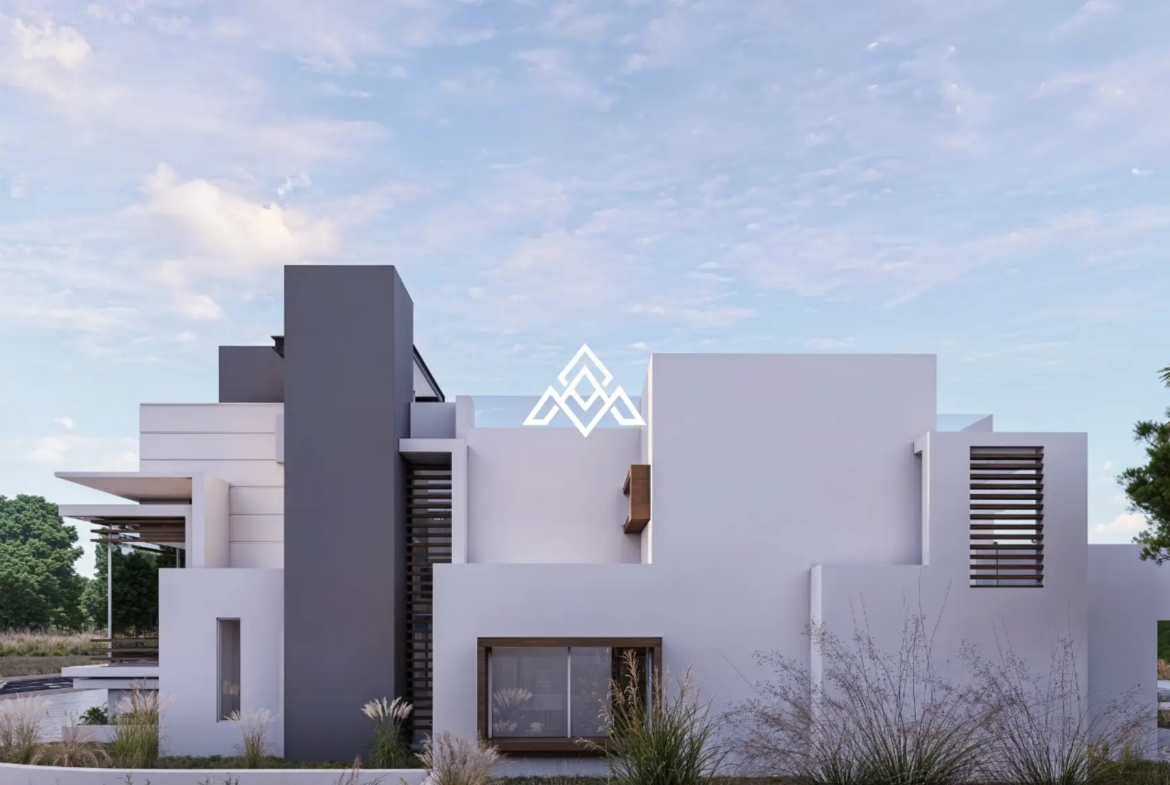 Guadalmina Baja villa under construction with contemporary design and luxury features