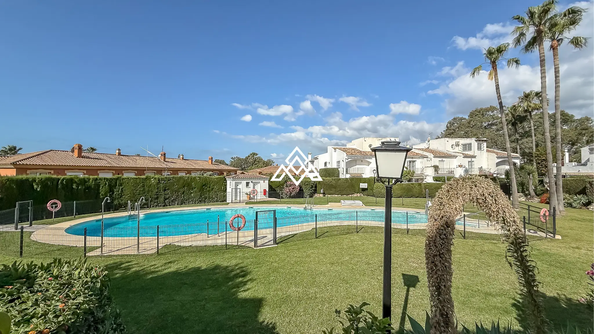 Nueva Atalaya home with private garden and sea views on Costa del Sol