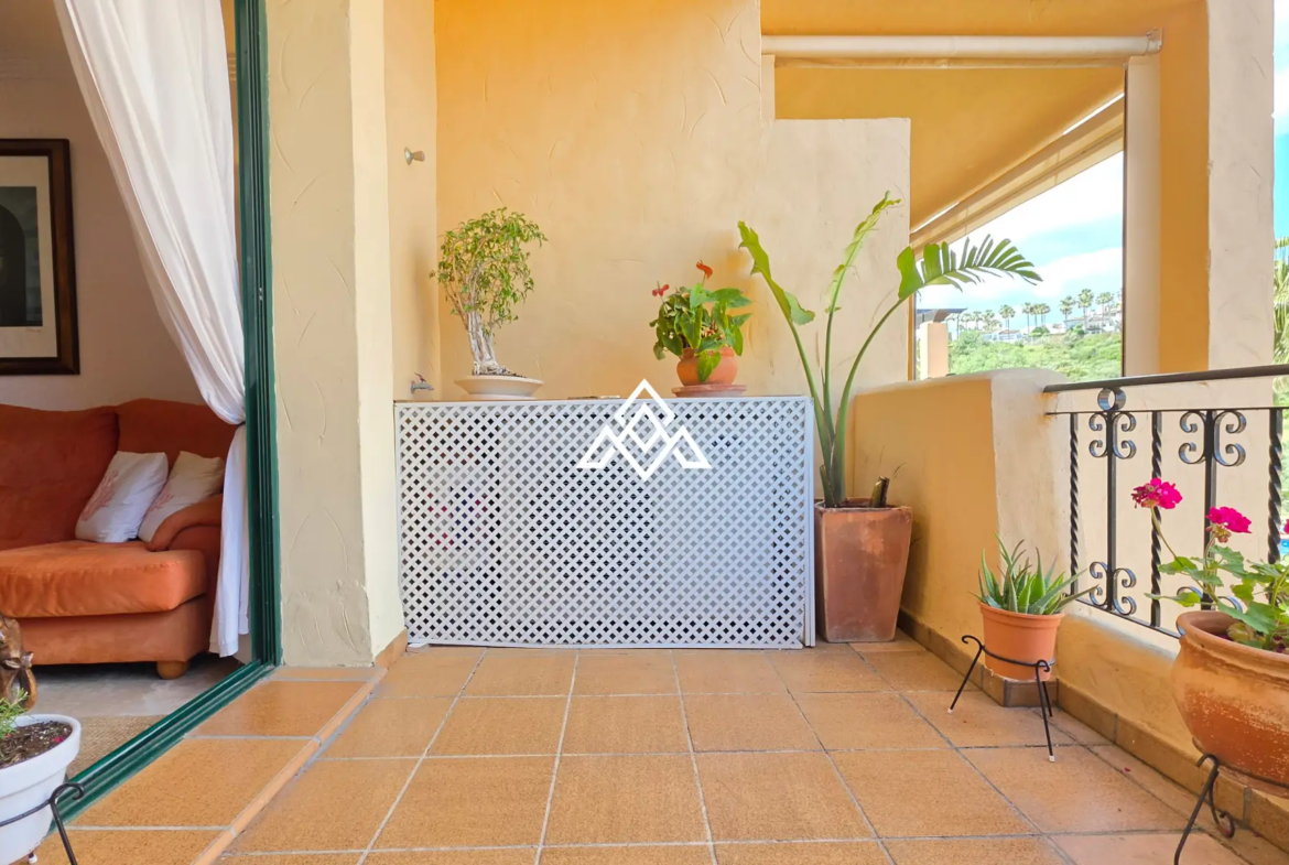 Manilva penthouse duplex with terrace and parking in Costa del Sol