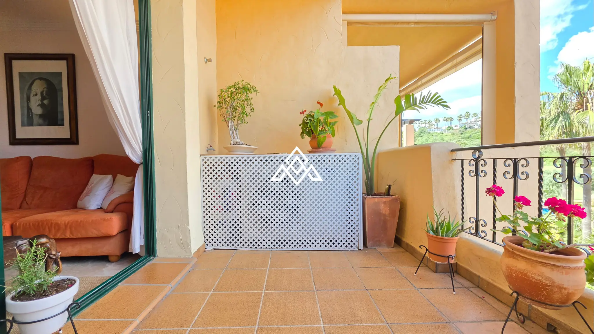 Manilva penthouse duplex with terrace and parking in Costa del Sol