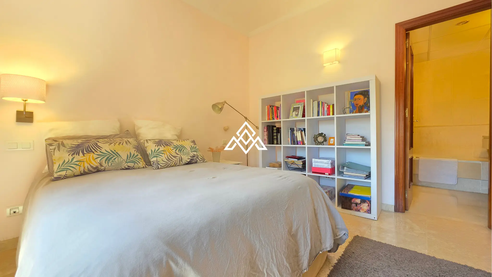Manilva penthouse duplex with terrace and parking in Costa del Sol