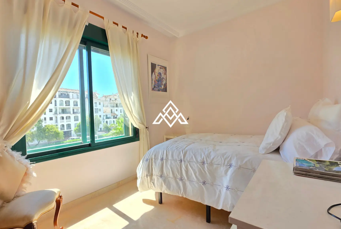 Manilva penthouse duplex with terrace and parking in Costa del Sol