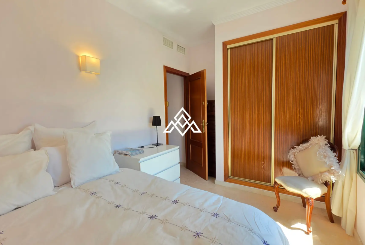 Manilva penthouse duplex with terrace and parking in Costa del Sol