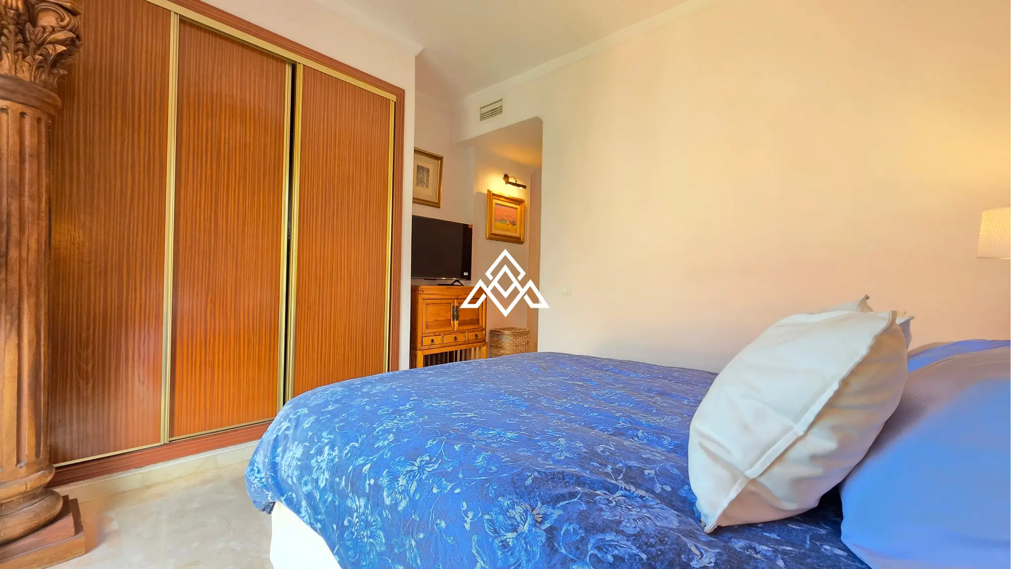 Manilva penthouse duplex with terrace and parking in Costa del Sol