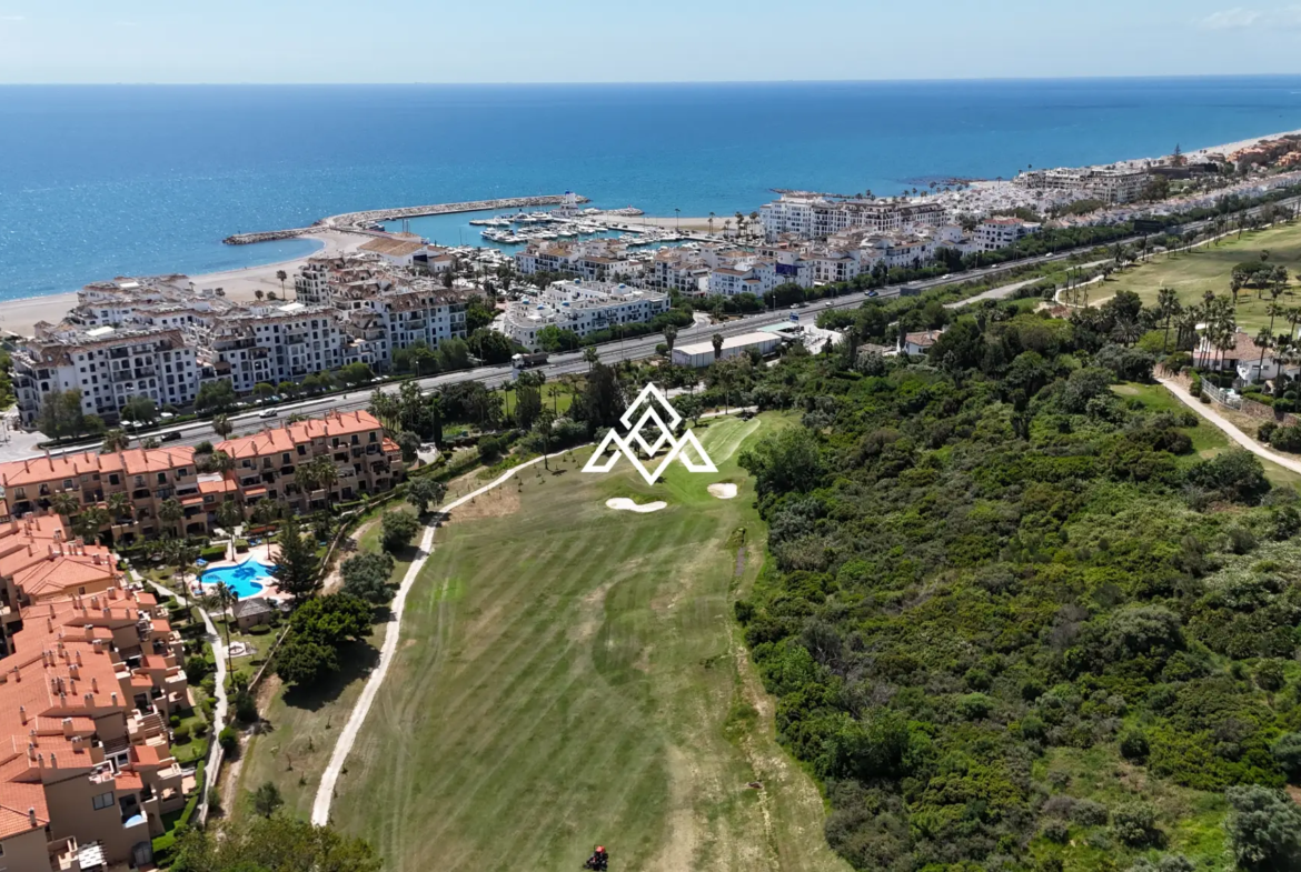 Manilva penthouse duplex with terrace and parking in Costa del Sol