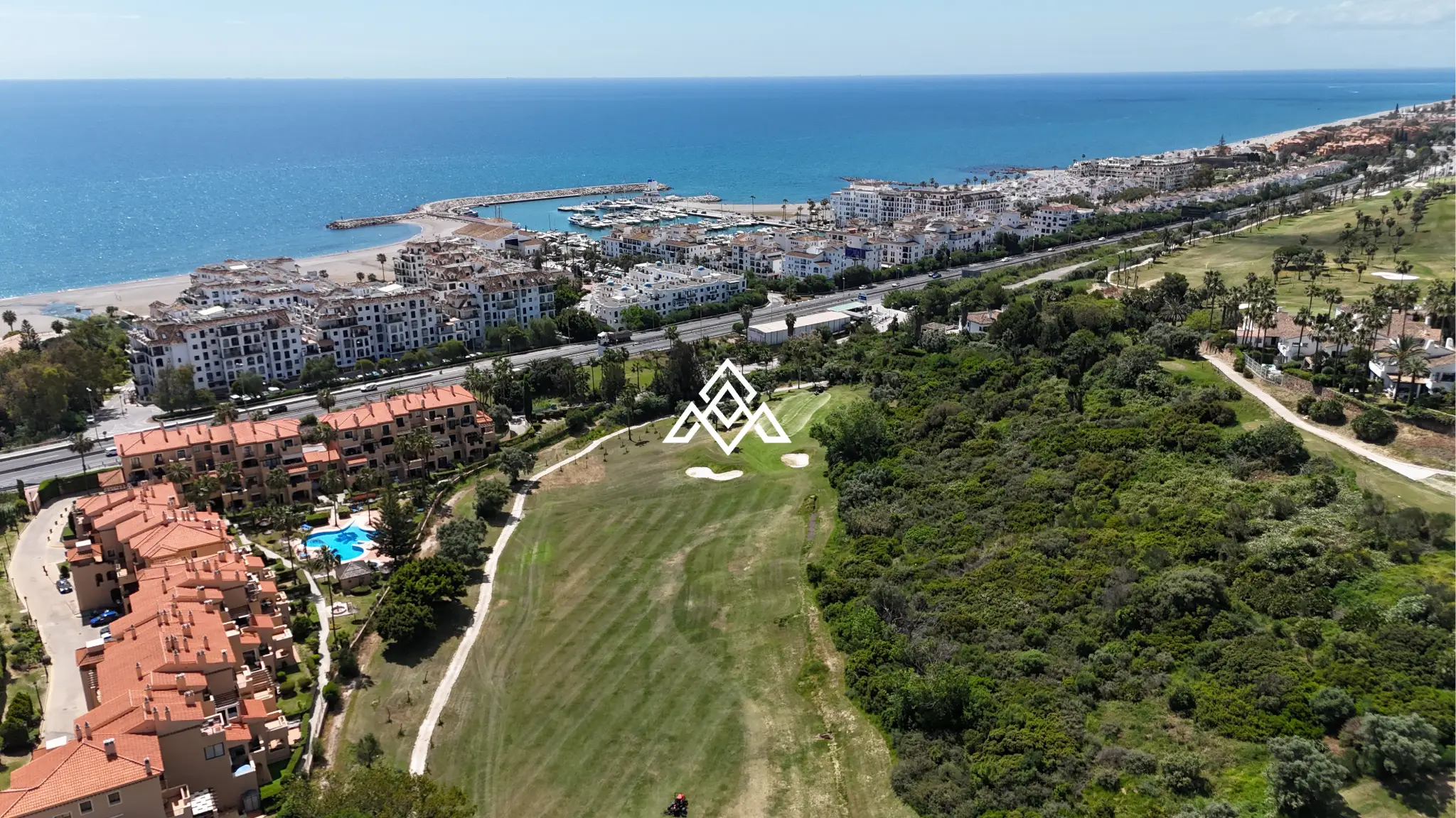 Manilva penthouse duplex with terrace and parking in Costa del Sol
