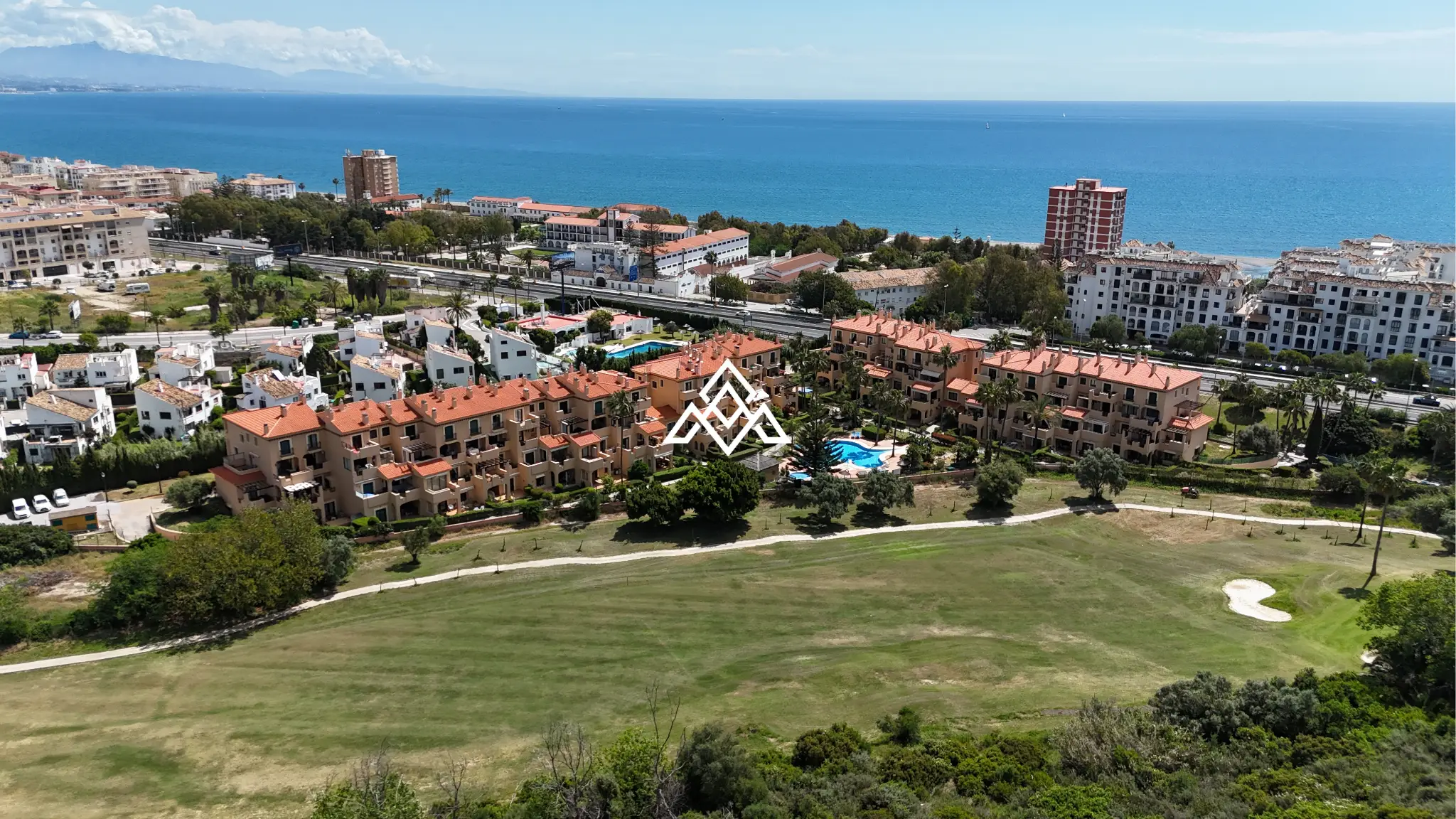 Manilva penthouse duplex with terrace and parking in Costa del Sol