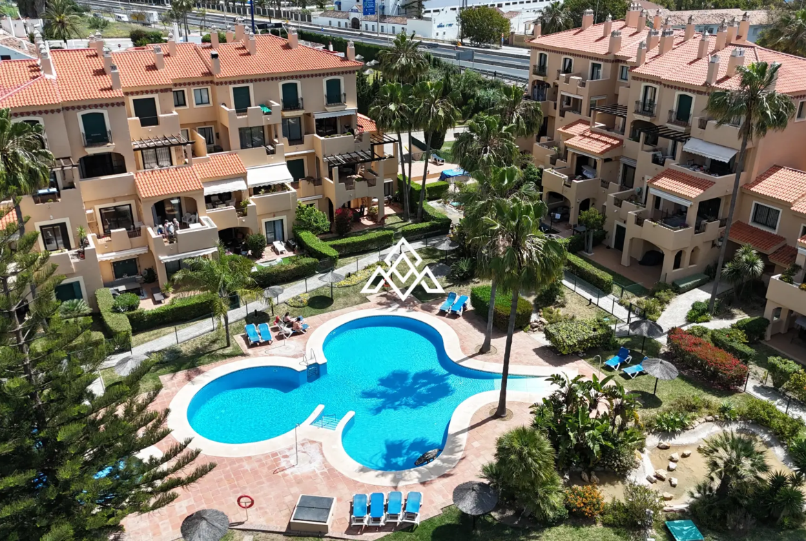 Manilva penthouse duplex with terrace and parking in Costa del Sol